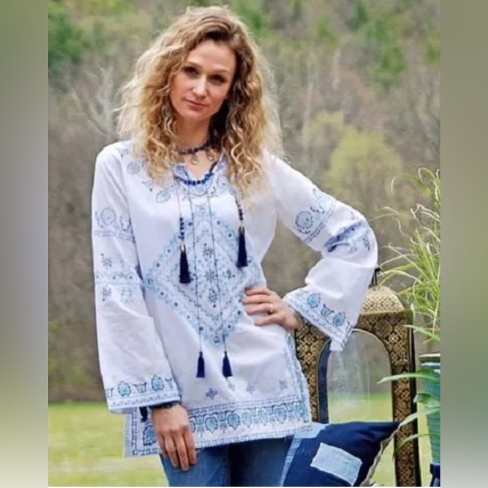 Tasha Polizzi Embroidered Tunic Size Large